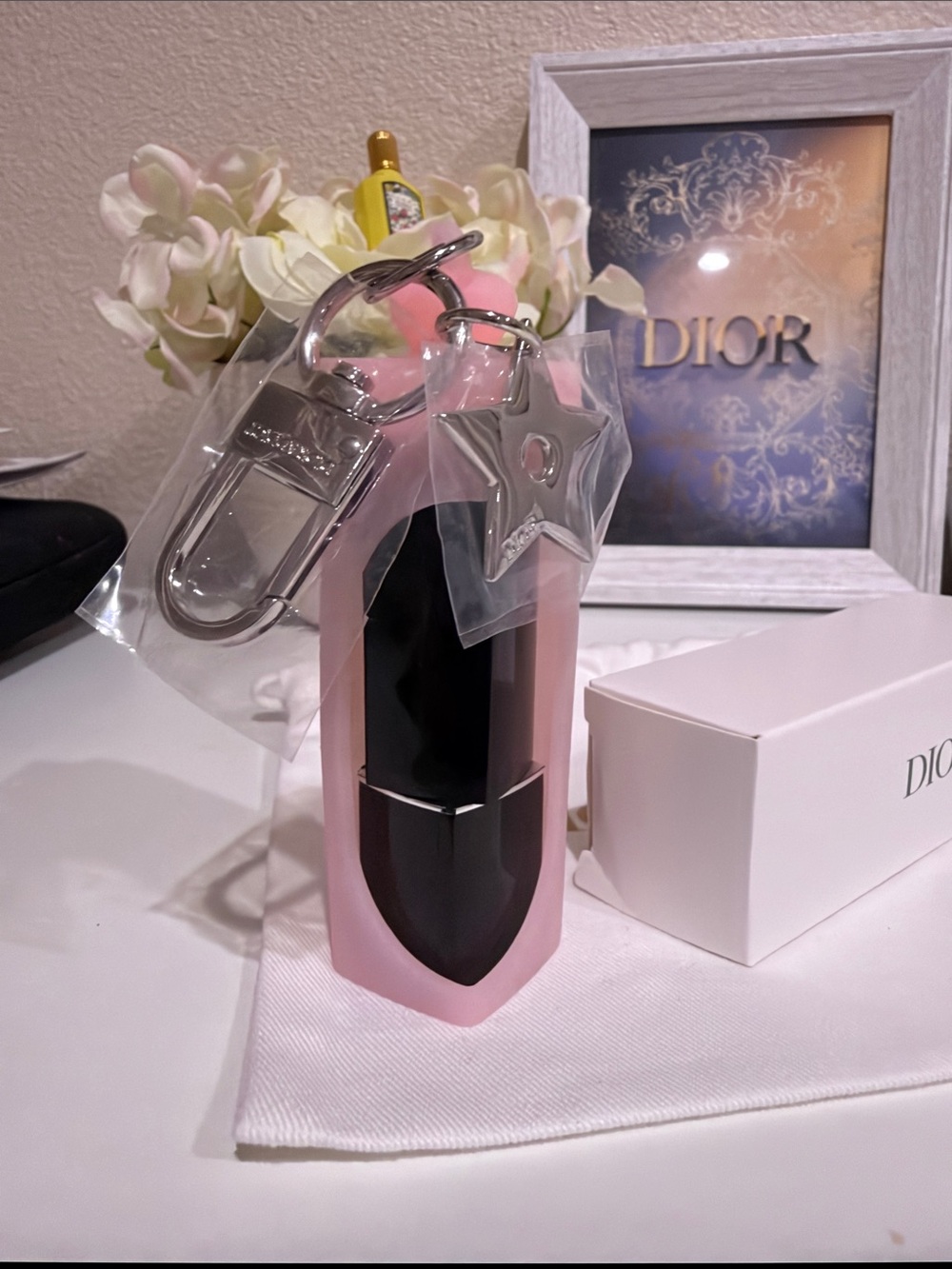 Dior Lip Case Key Ring - Picture 6 of 6